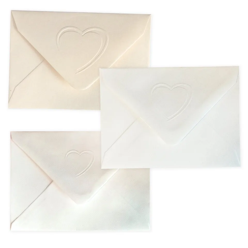 enveseur-v-nements-enveloppe-c-ur-gaufr-magnolia-blanc-c6-c7 image 1