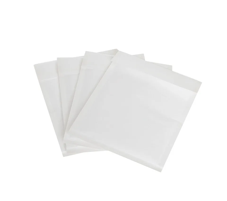 jeco-enveloppe-bulle-blanche-c-3-150x215 image 1