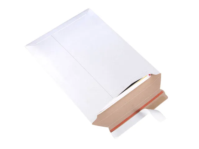 enveloppe-cartonn-e-blanche-240x315-rigide-auto-adh-sive image 1
